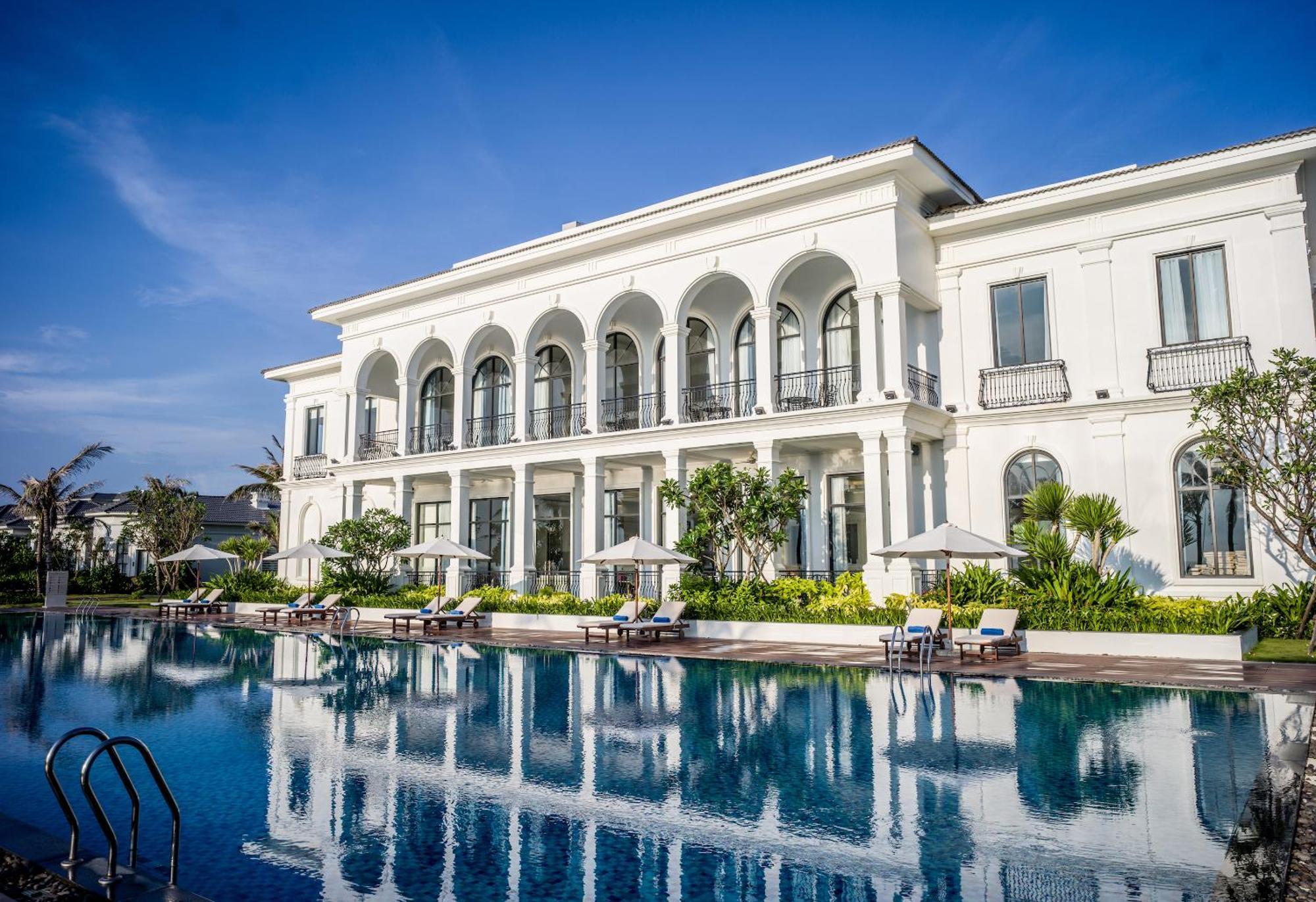 Melia Vinpearl Cam Ranh Beach Resort Екстериор снимка